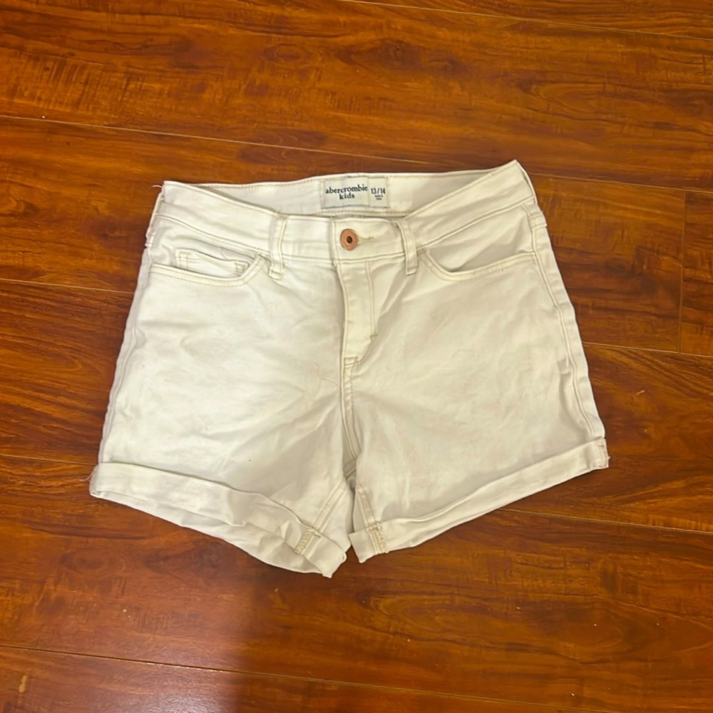 White Abercrombie kids shorts